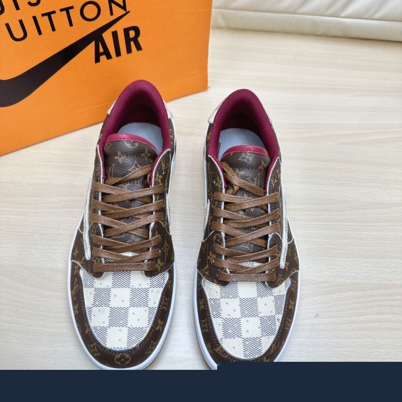 l**is V*t*n sneakers